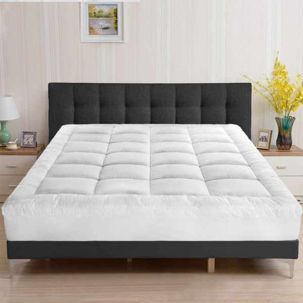 In House | Lux Mattress Topper 14 cm Rubber Corners